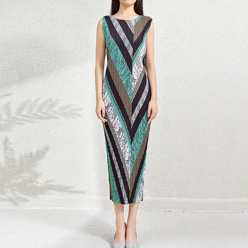 Saboor store  Women's Dresses > Maxi Dresses > Sleeveless Dresses Black And Green / Free Size Printed Dress Sleeveless Round Neck Slim Fit Long Dress