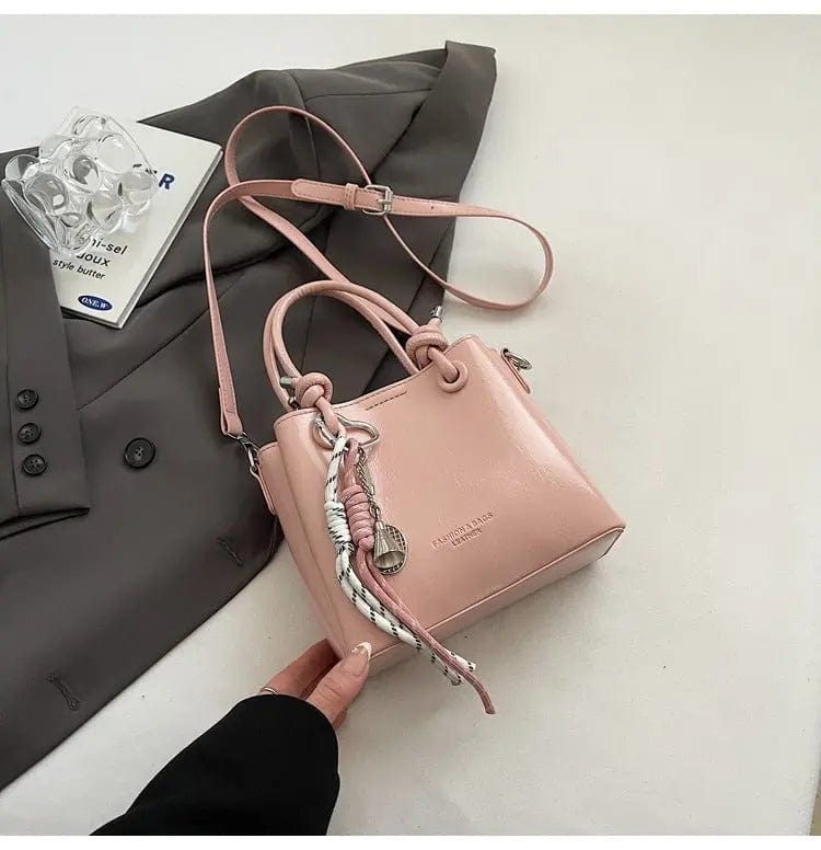 Saboor store Women's Messenger Bag Fashion Portable O Pink With Pendant Women's Messenger Bag Fashion Portable One-shoulder Bucket Bag